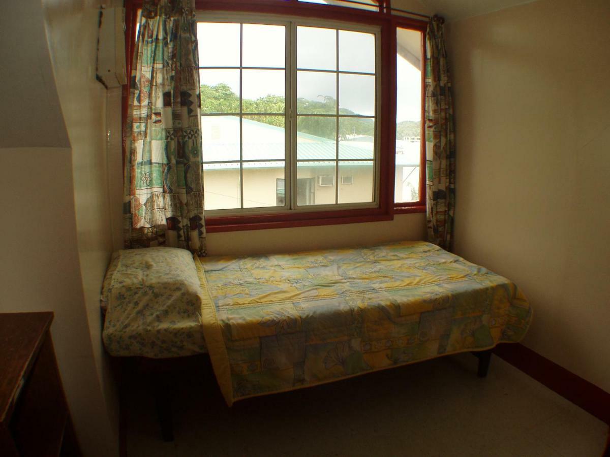 Antelope Guesthouse Koror Esterno foto