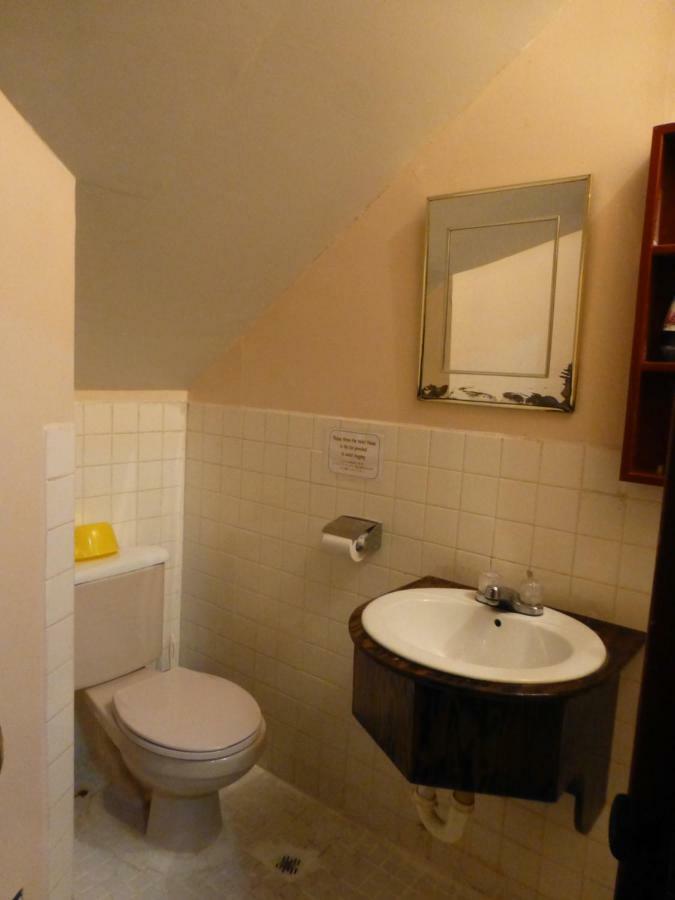 Antelope Guesthouse Koror Esterno foto